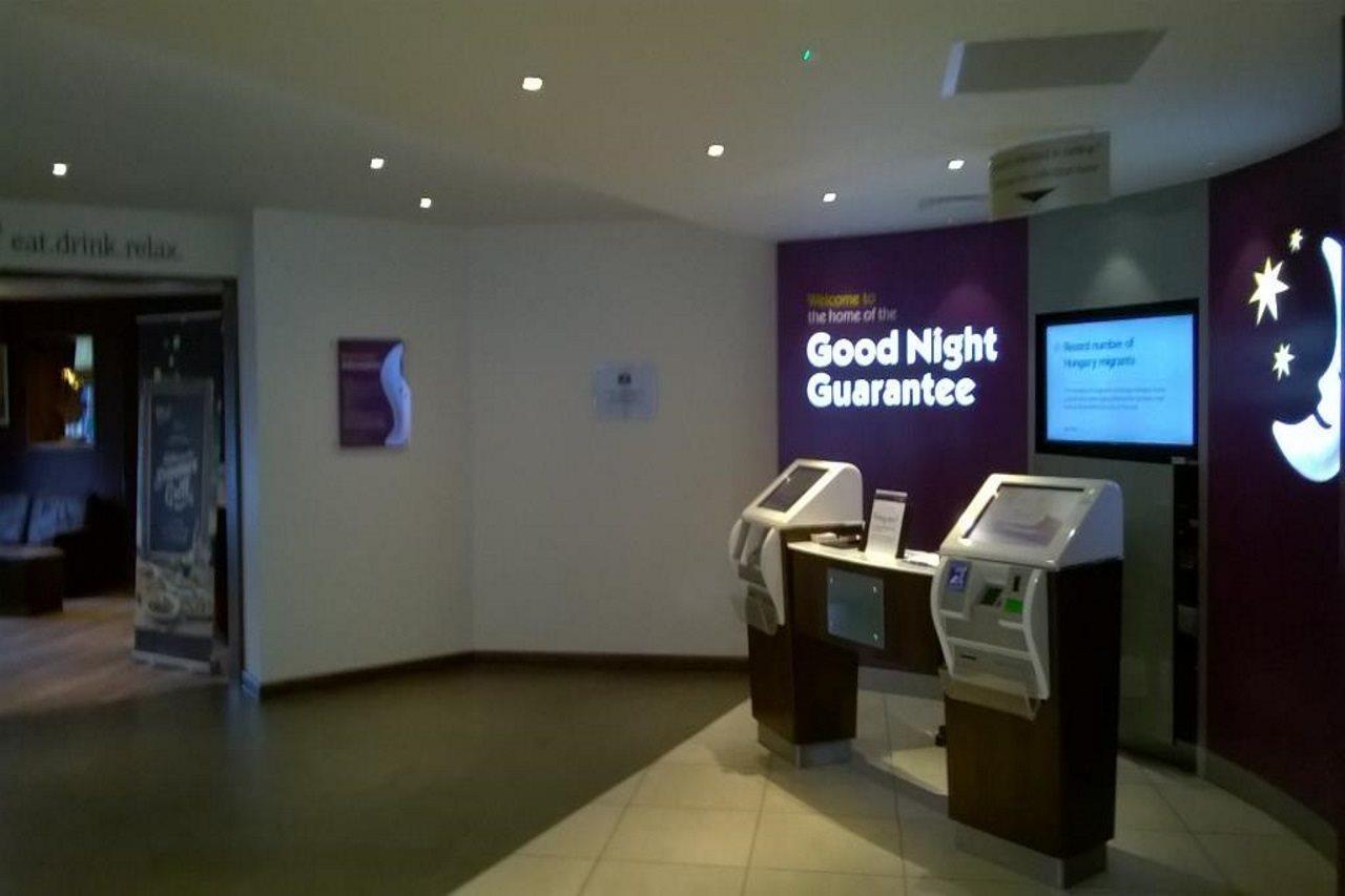 Premier Inn Bath City Centre Buitenkant foto