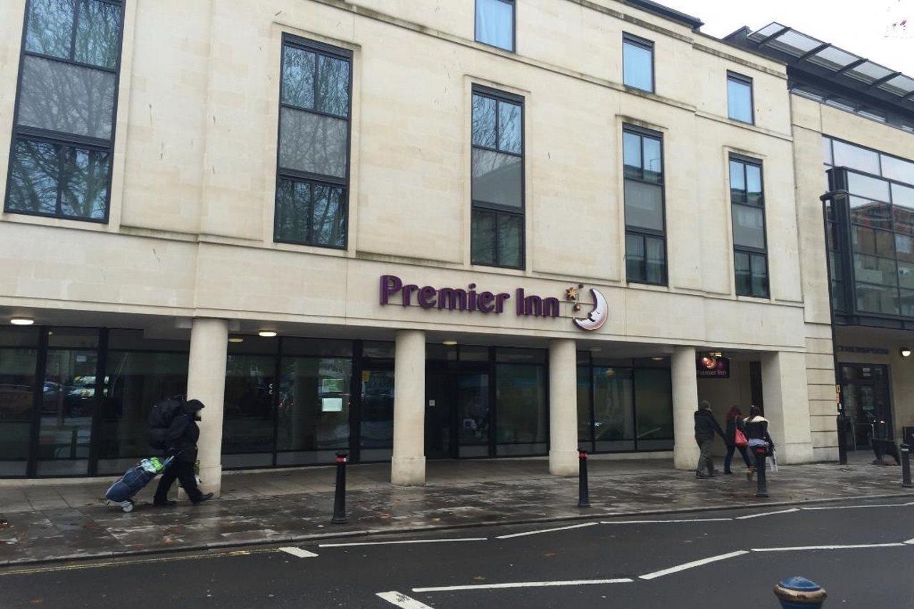 Premier Inn Bath City Centre Buitenkant foto