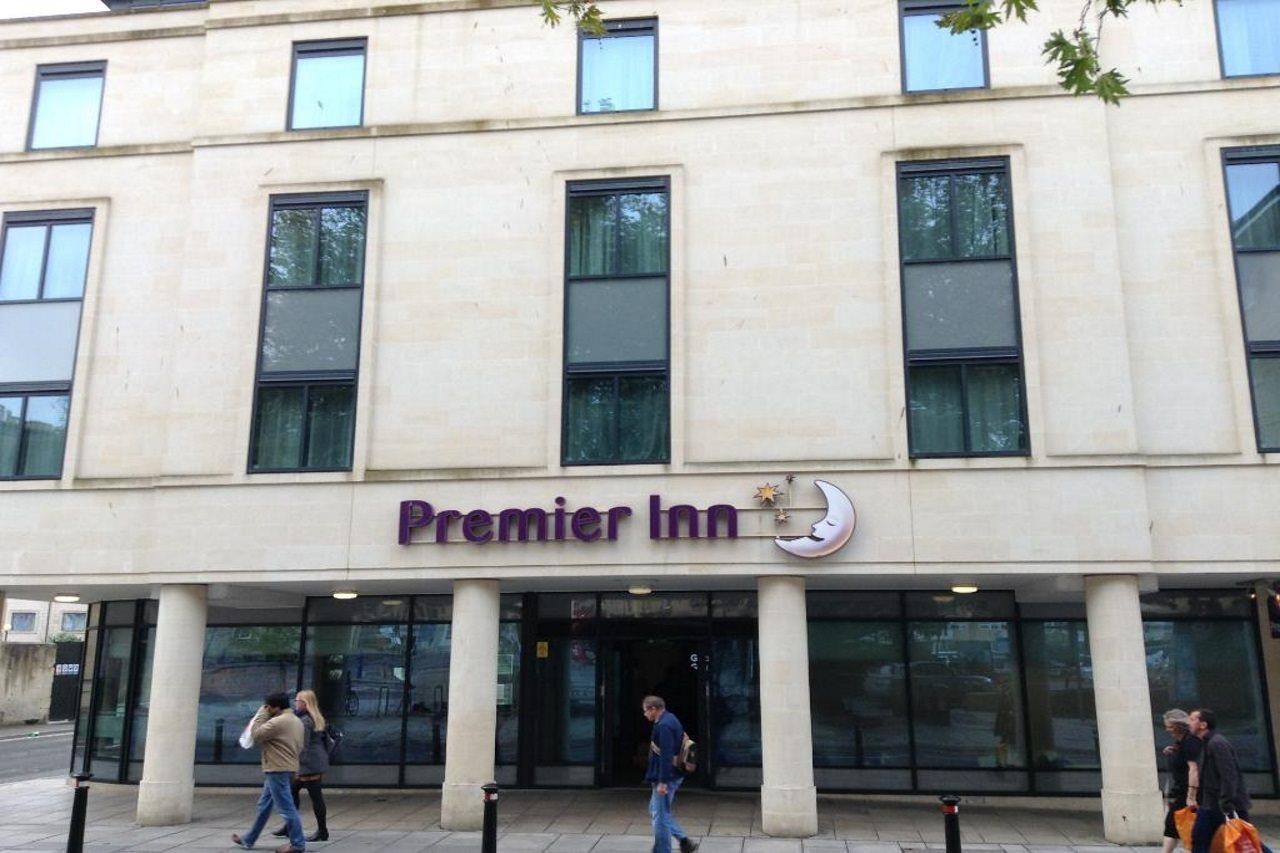 Premier Inn Bath City Centre Buitenkant foto